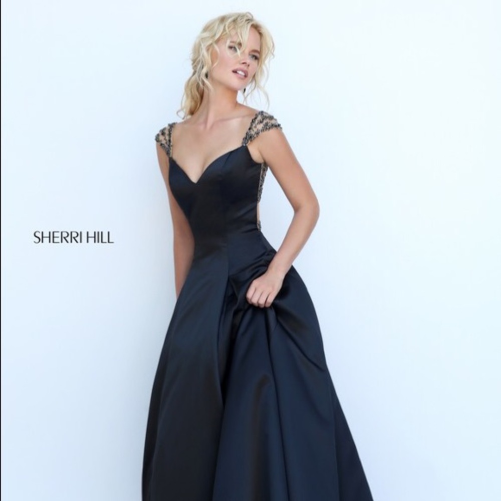 Sherri Hill Prom Dress! Size 6!
